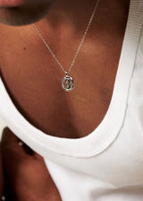 B / SILVER - THE IDENTITY