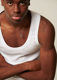 B / SILVER - THE IDENTITY