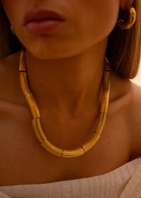THE MACARONI NECKLACE
