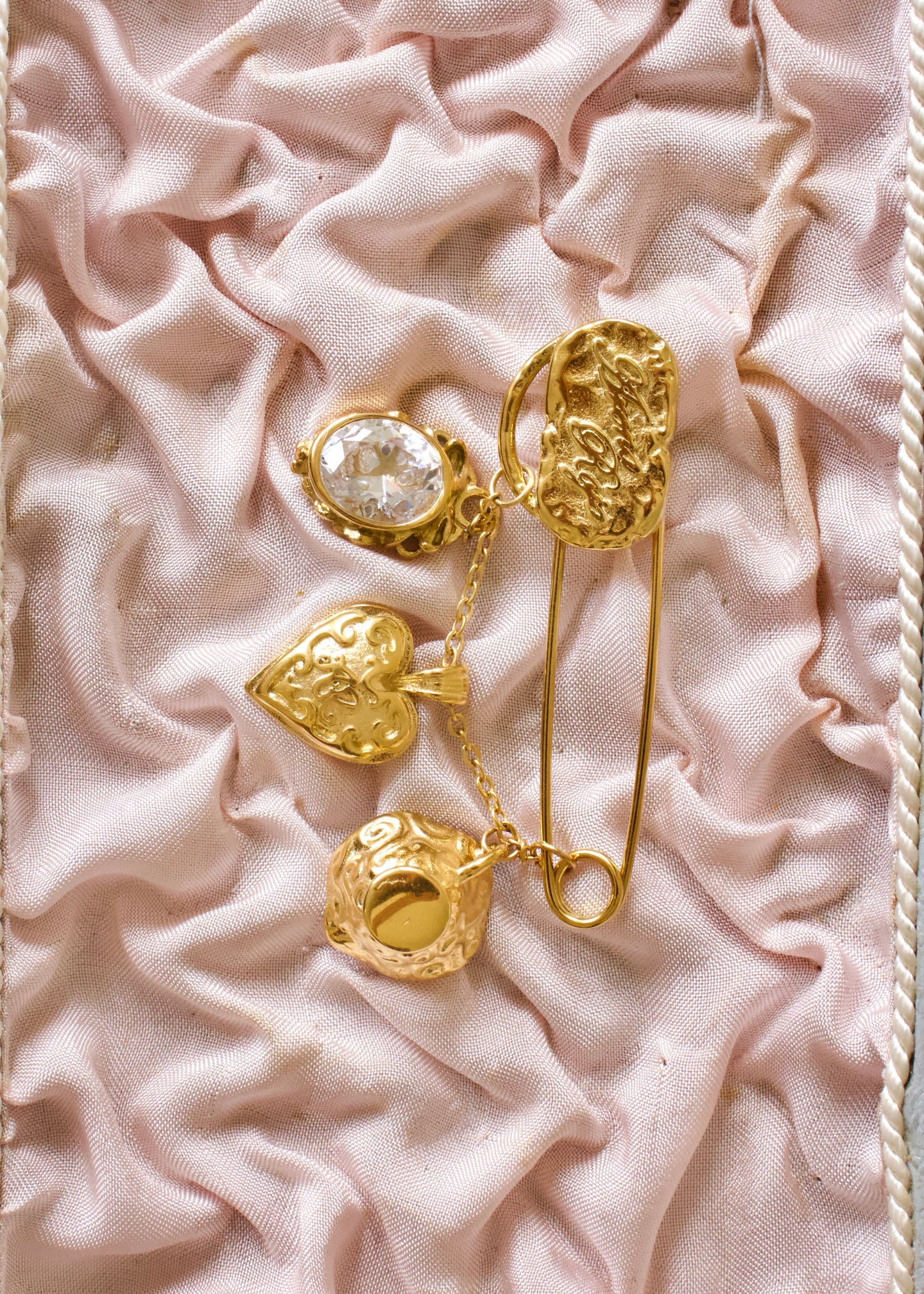 PETRA BROOCH