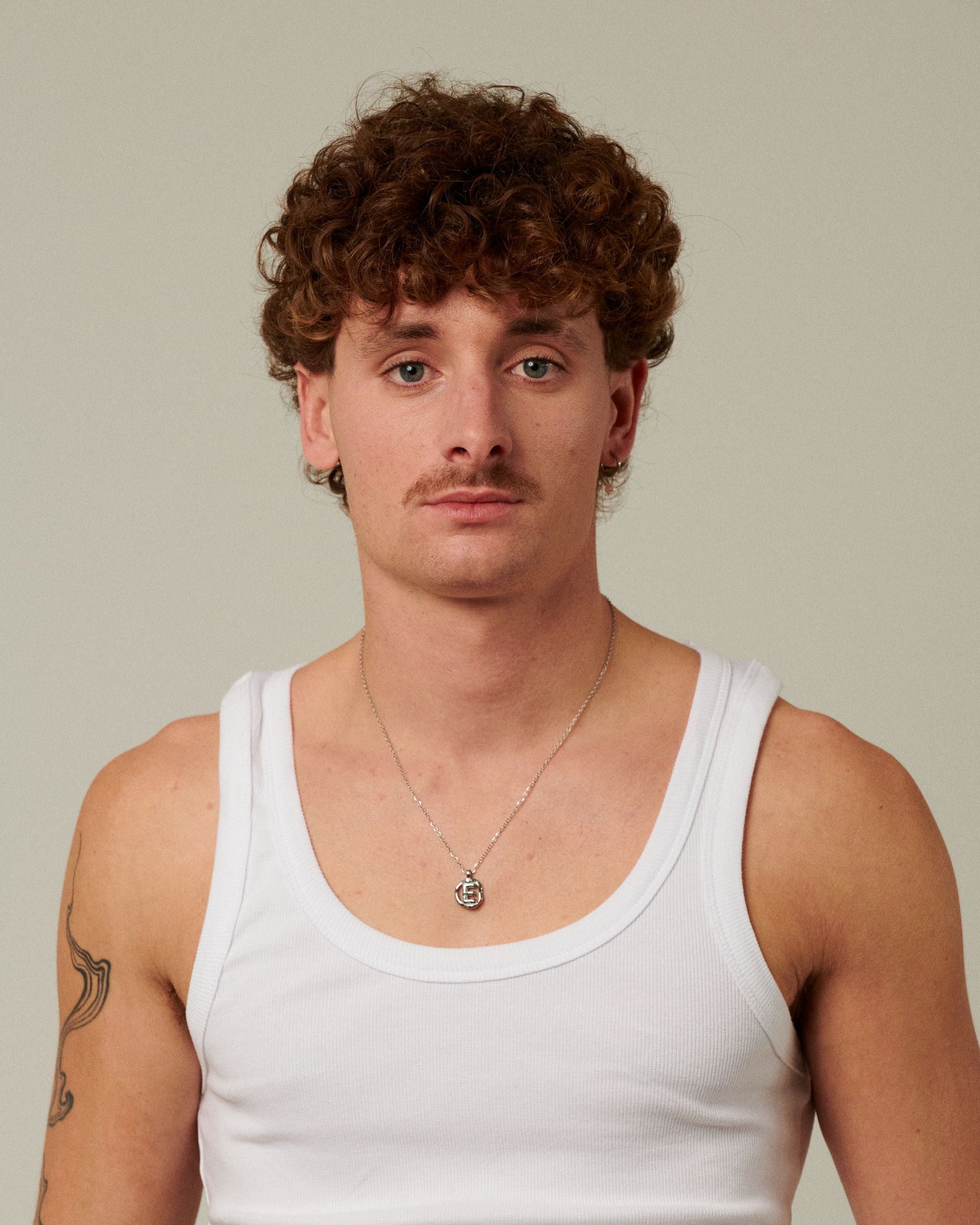 E / SILVER - THE IDENTITY