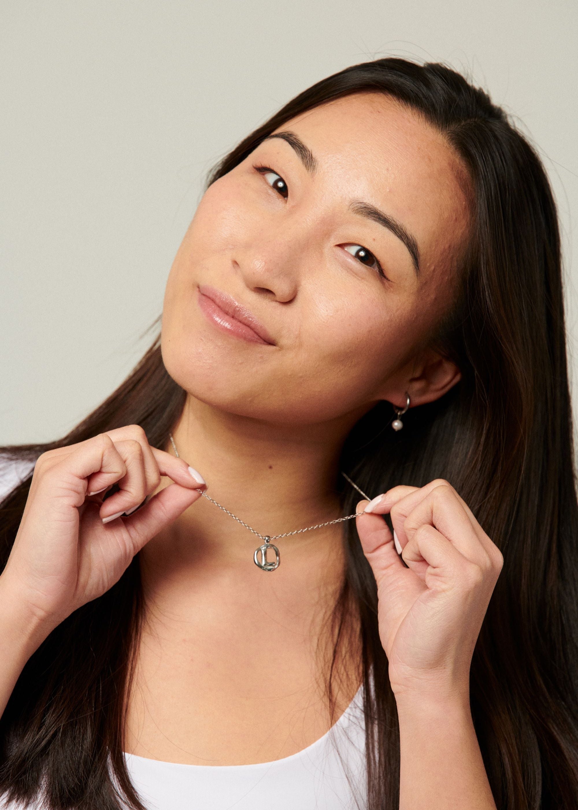 L / PLATA - THE IDENTITY