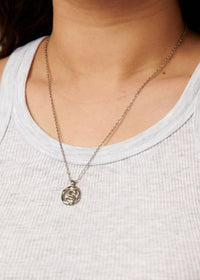 S / SILVER - THE IDENTITY