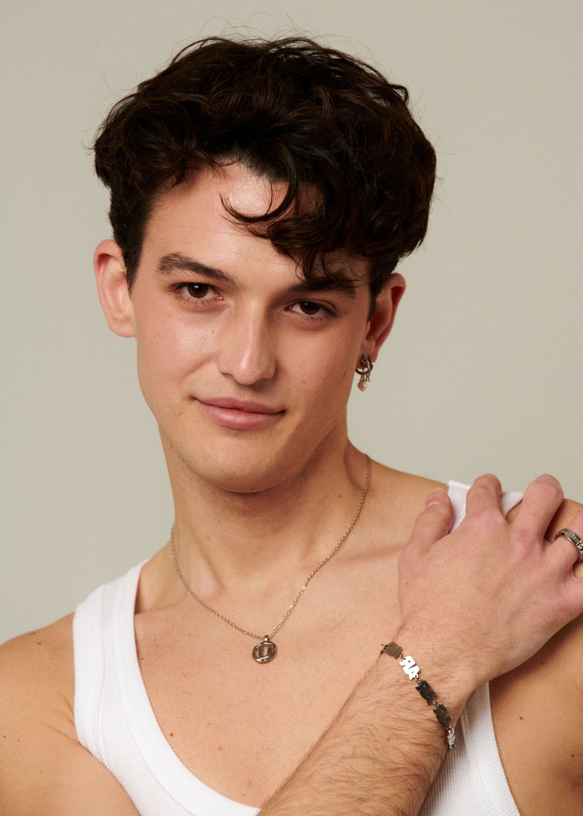 U / PLATA - THE IDENTITY