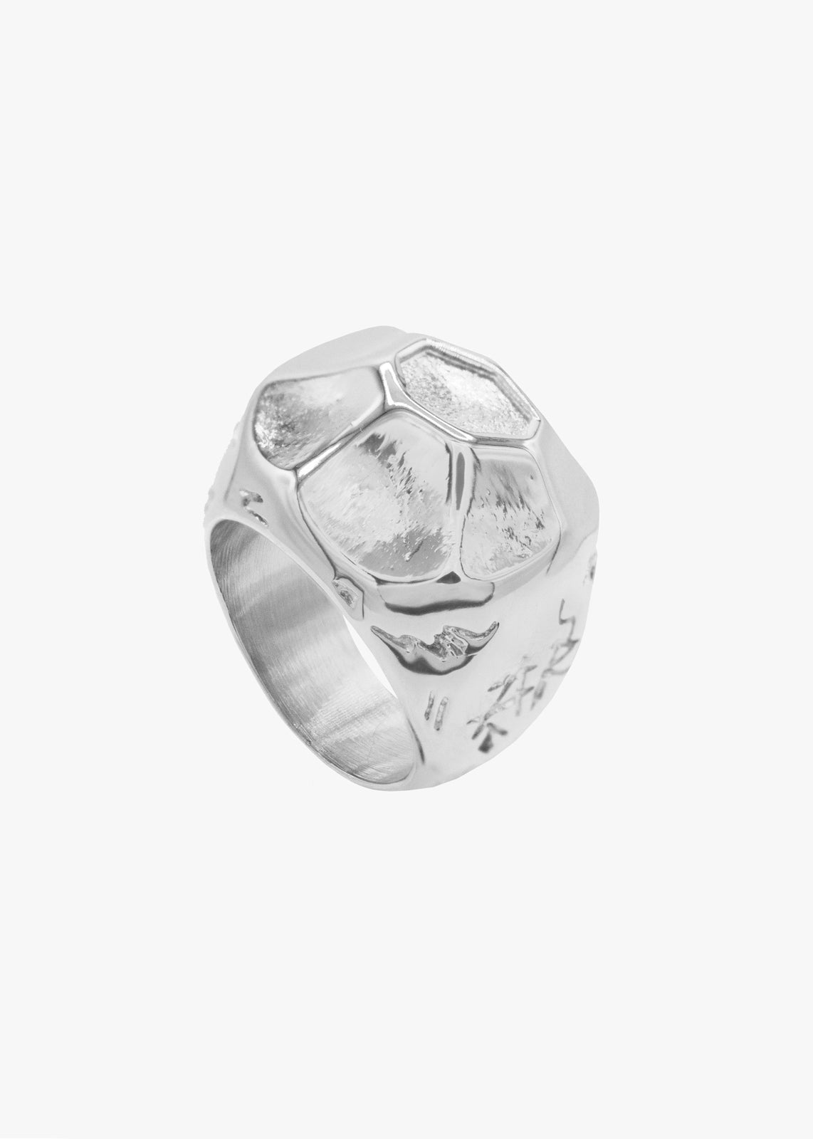THE SILVER COCONUT RING