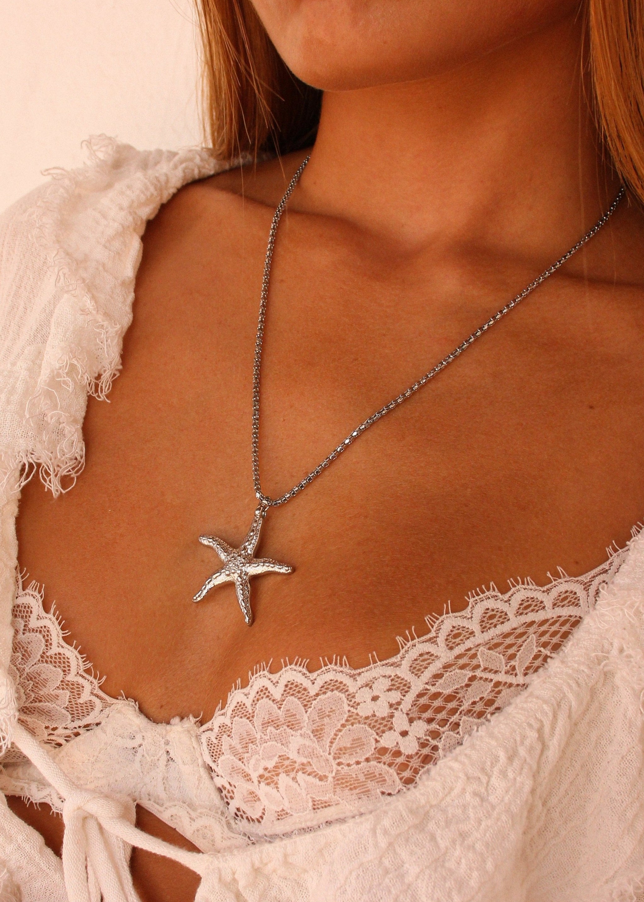 AURITA NECKLACE SILVER