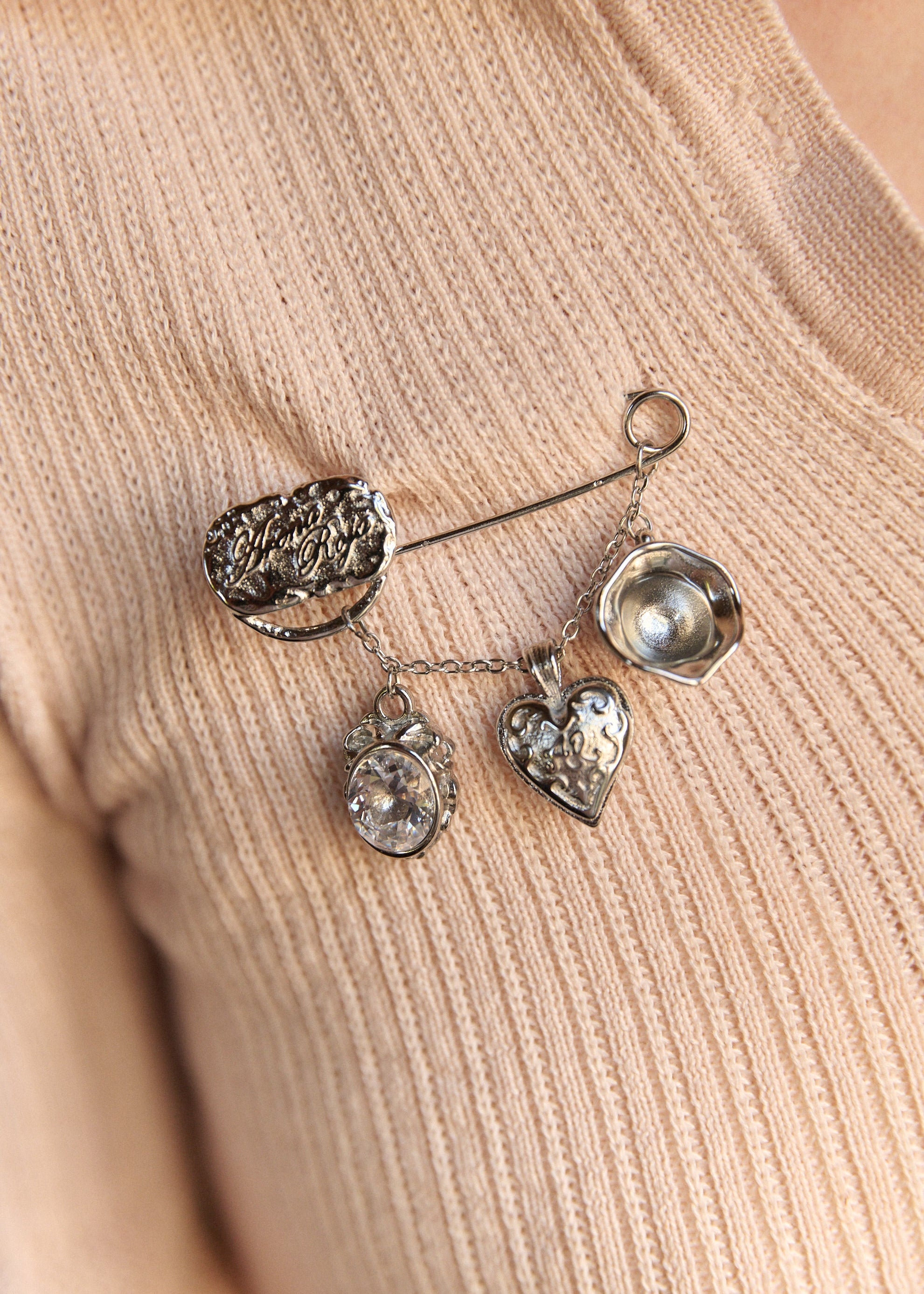 PETRA BROOCH PLATA